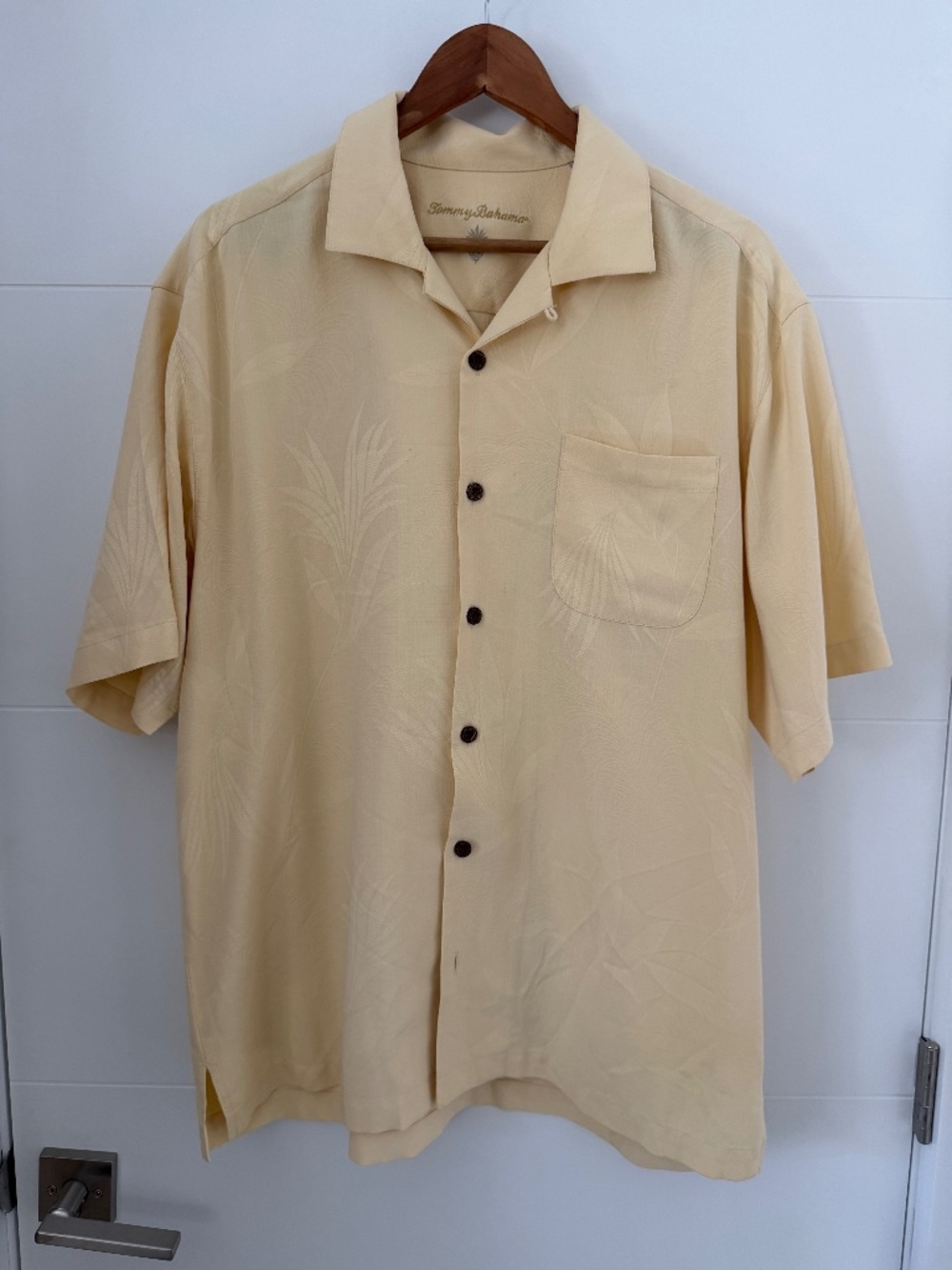 Tommy Bahama 100% Silk Tonal Tropical Leaf Jacquard Camp Shirt Yellow Mens Large